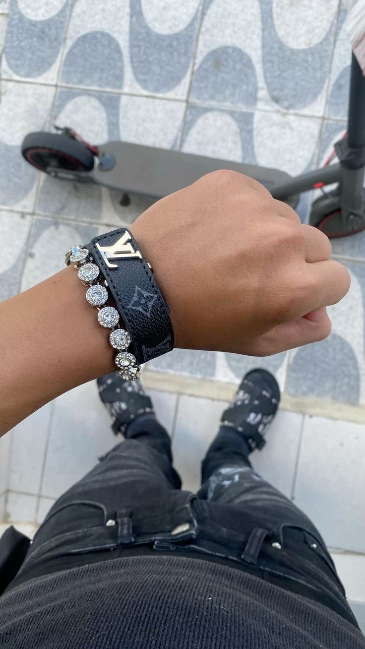 Bracelet LV Vendor